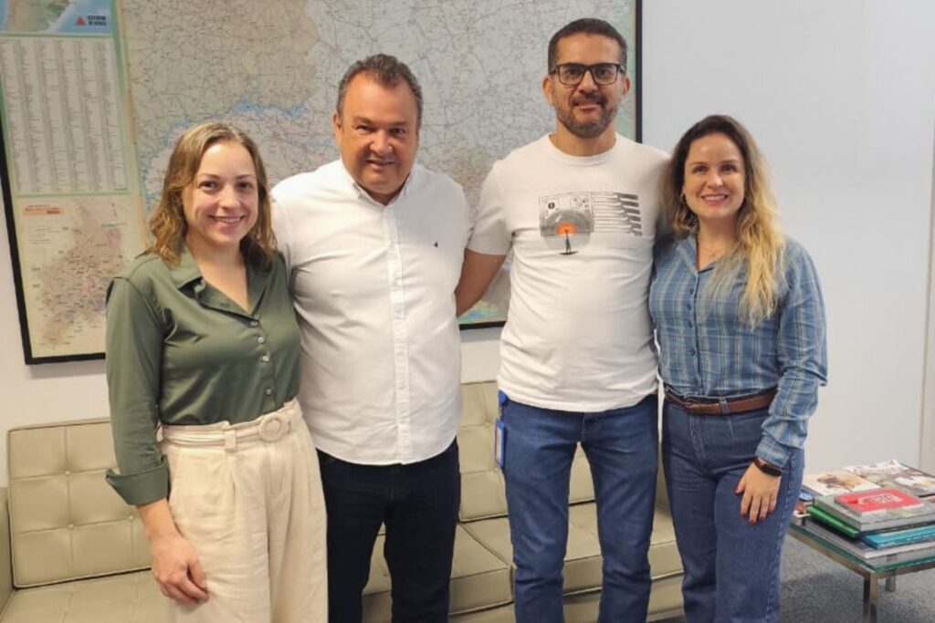 Sindafa-MG reforça pautas importantes em nova reunião com o secretário de Agricultura de MG Sindafa-MG reforça pautas importantes em nova reunião com o secretário de Agricultura de MG