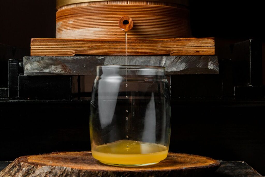 Fiscalização agropecuária do IMA assegura a qualidade da cachaça de Minas
